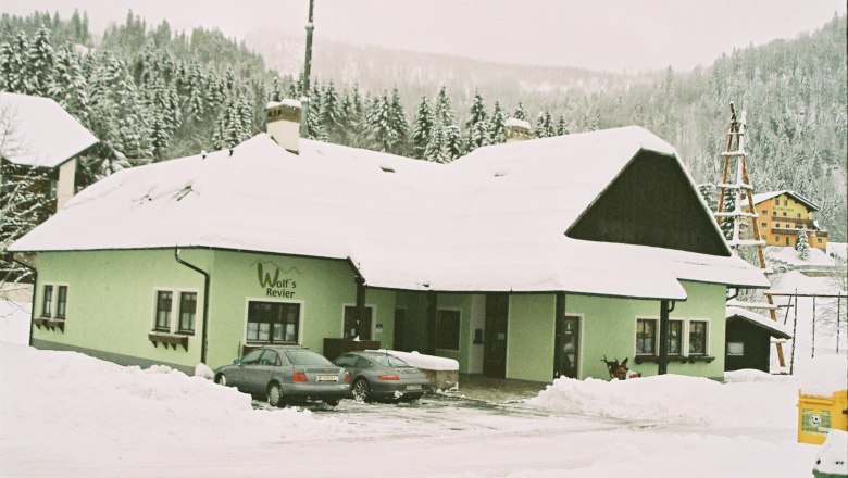 Hausansicht Winter, © Robert Wolf Hausansicht Winter, © Robert Wolf