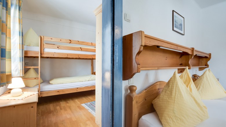 pension-kobichl_familienzimmer_1, &copy; Fred Lindmoser