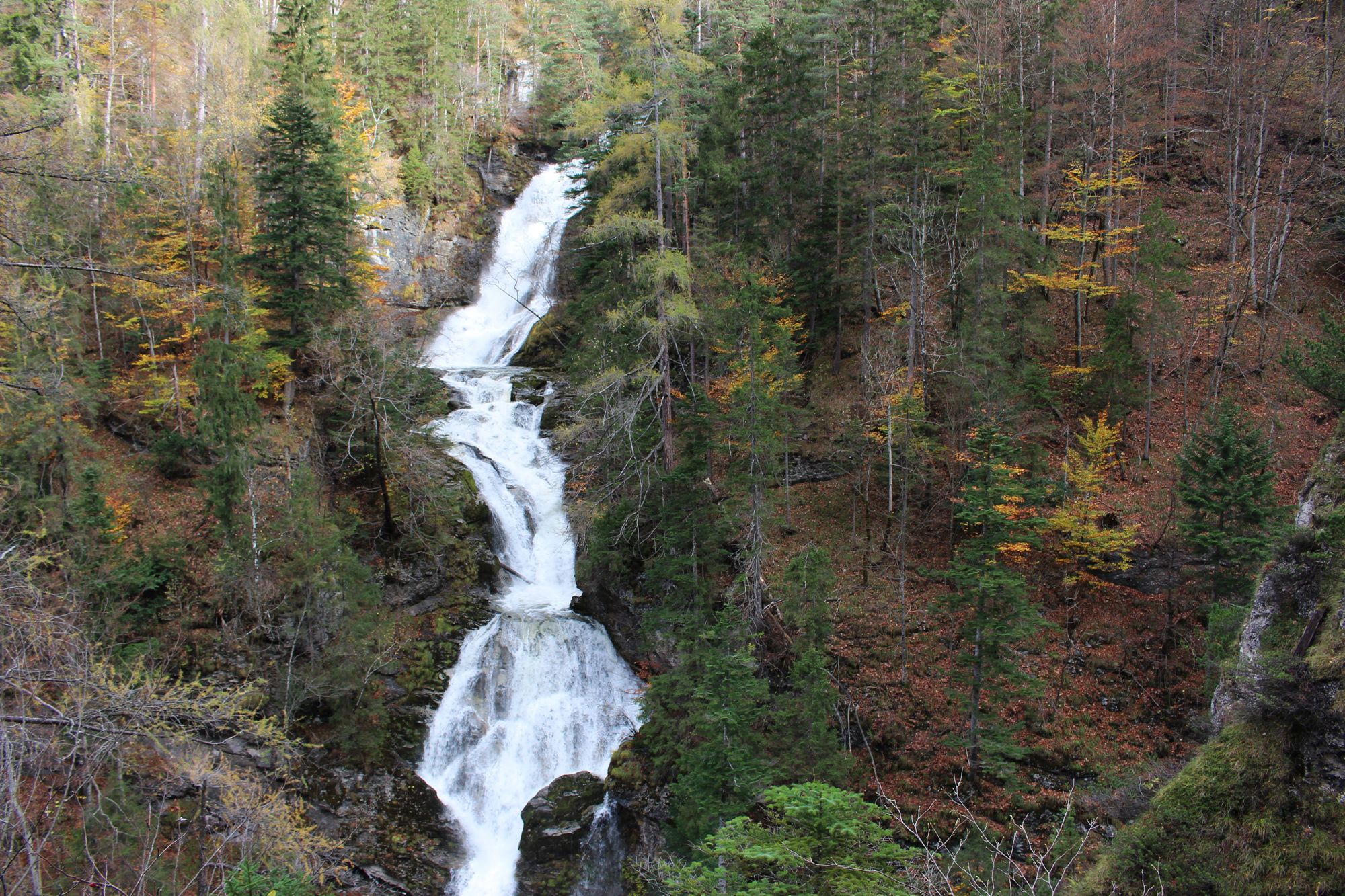 Lassingfall in the Ötschergräben with plenty of water