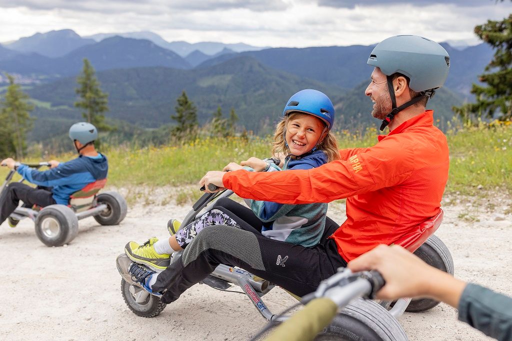 Fun & action with the mountain carts