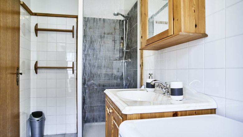 Apartment Fuchswald Bathroom, &copy; Fotolois