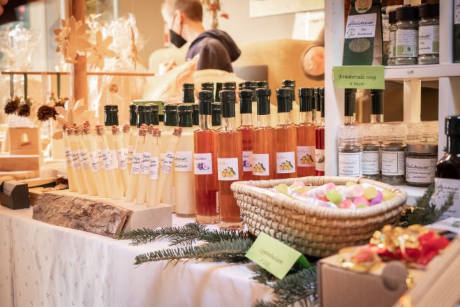 Produkte beim Winterlichen Bauernmarkt, &copy; J&uuml;rgen Thoma