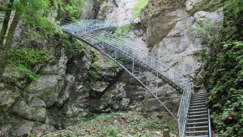 Erlebnissteiganlage hinauf zur Ötscher Tropfsteinhöhle, © Mostviertel Tourismus, Karas